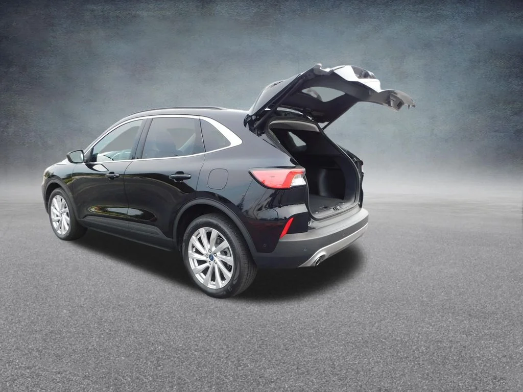Used 2022 Black Ford Titanium image 22