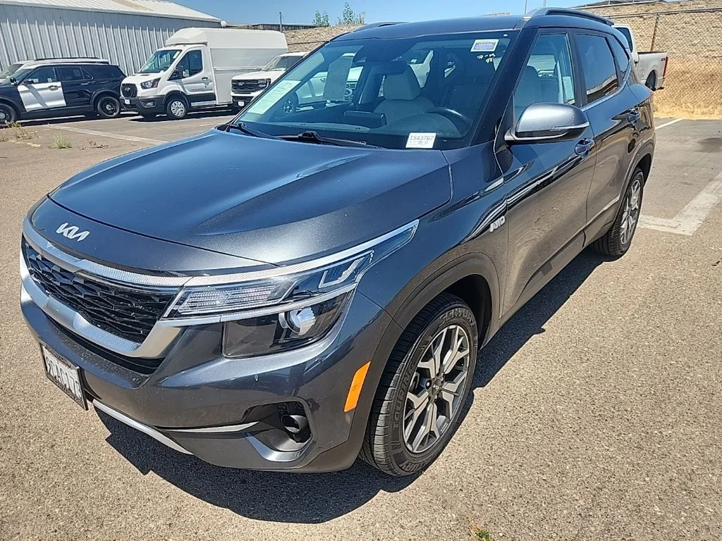 Certified Used 2023 Gray Kia EX image 4
