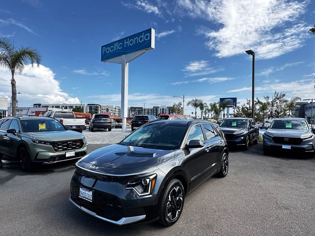 Used 2023 Kia Niro Wind with VIN KNDCR3L19P5061899 for sale in San Diego, CA