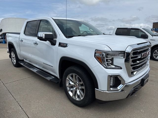 2021 GMC Sierra 4WD Crew Cab Short Box SLT's photo