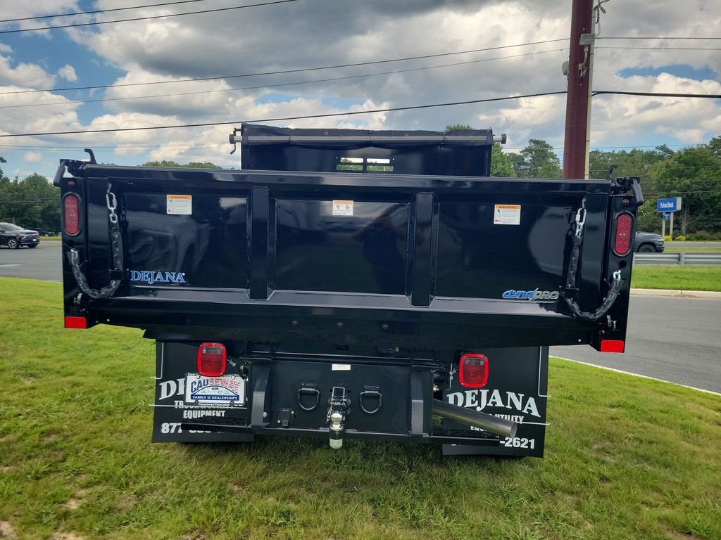 New 2026 Oxford White Ford F-550® XL image 5
