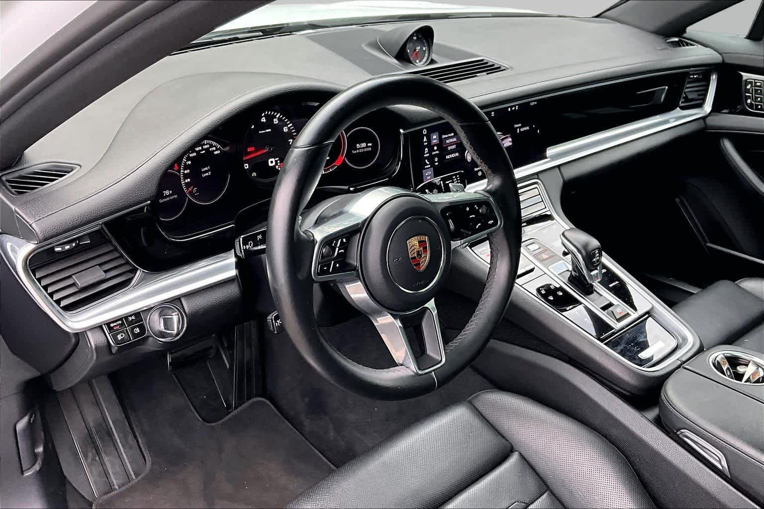 Used 2020 Carrara White Metallic Porsche 4 image 17