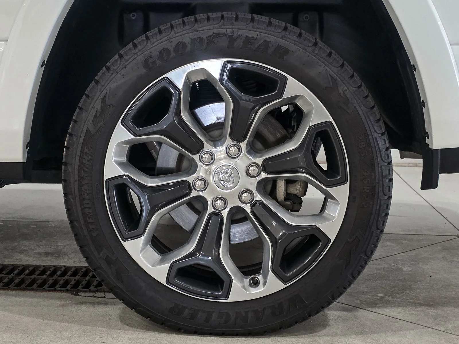 2023 RAM Ram 1500 Pickup Limited - Photo 18