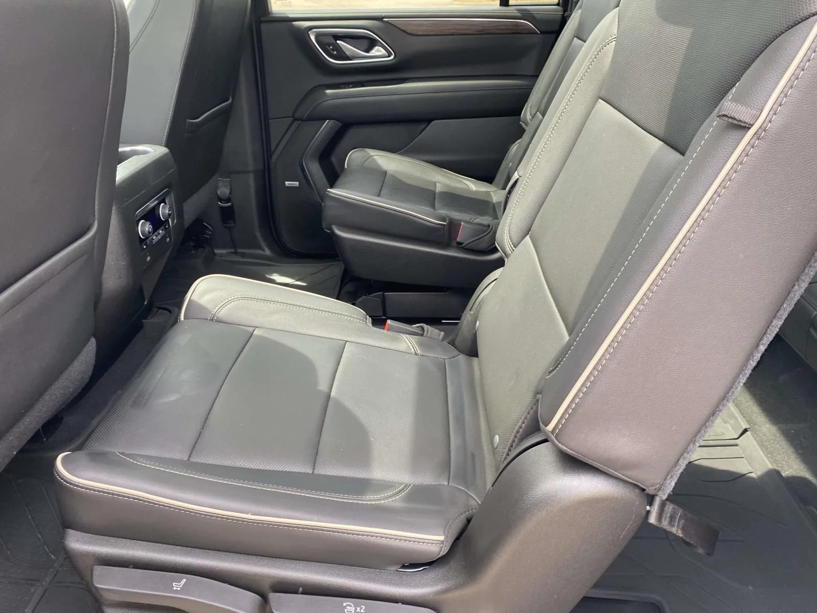 Used 2021 Beige Chevrolet Premier image 11