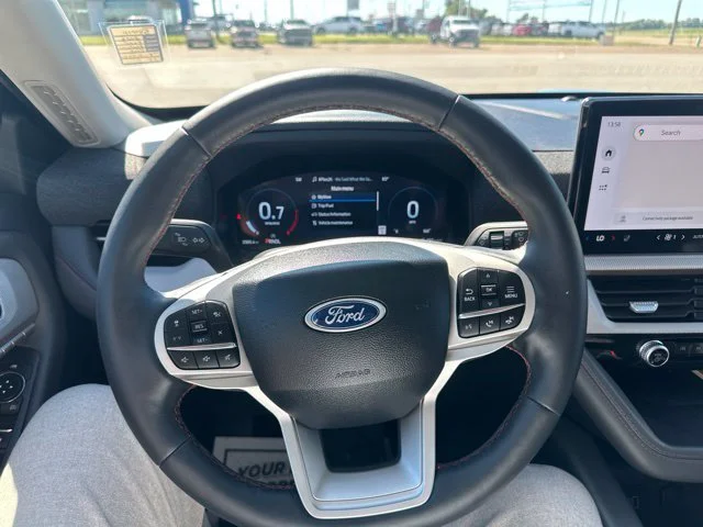 Used 2026 Vapor Blue Metallic Ford Active image 35
