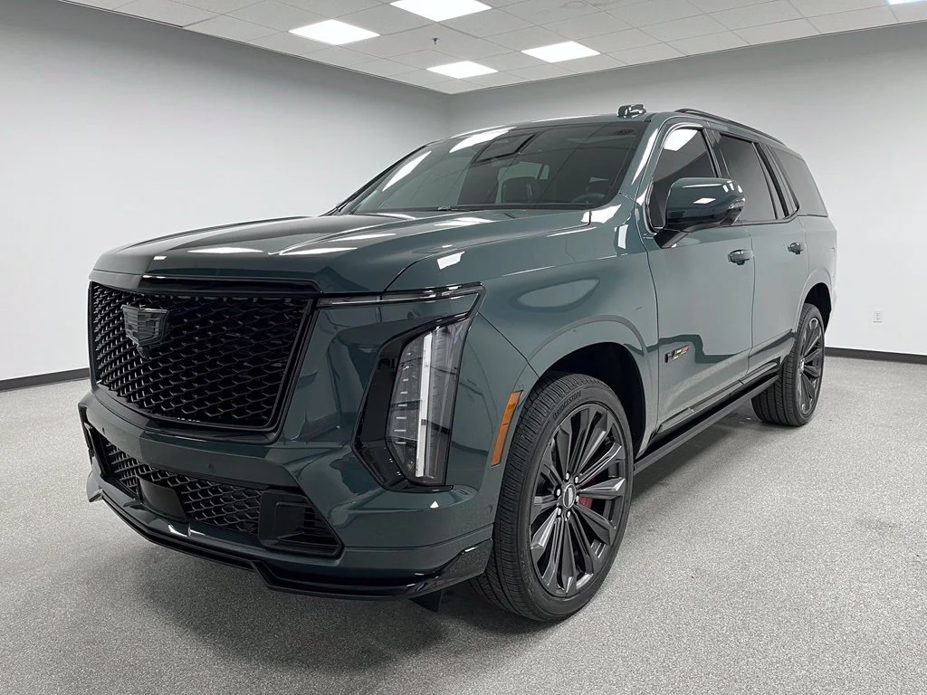 Used 2026 Green Cadillac V-Series image 4