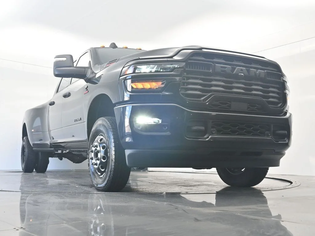 New 2026 Diamond Black Crystal Pearlcoat RAM Big Horn image 34