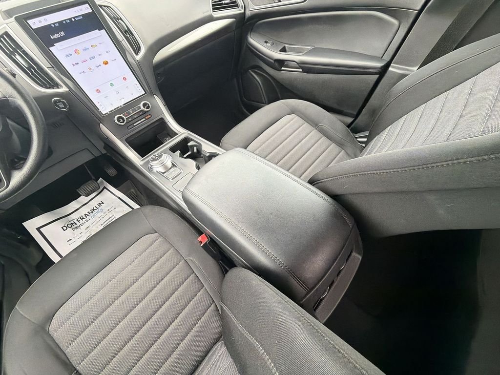 Used 2022 Gray Ford SE image 20