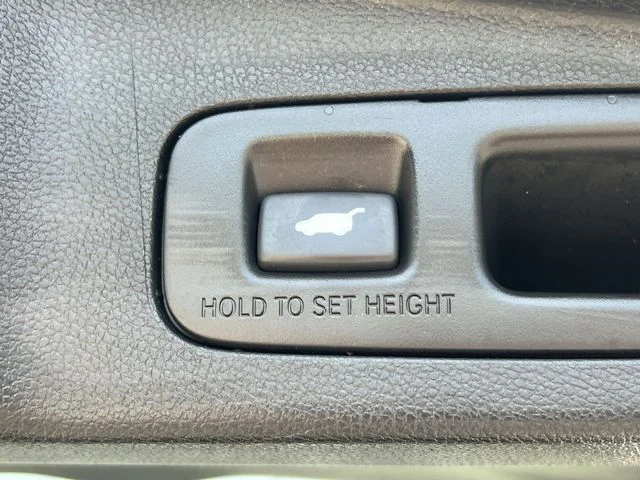 Used 2018  Honda Touring image 41
