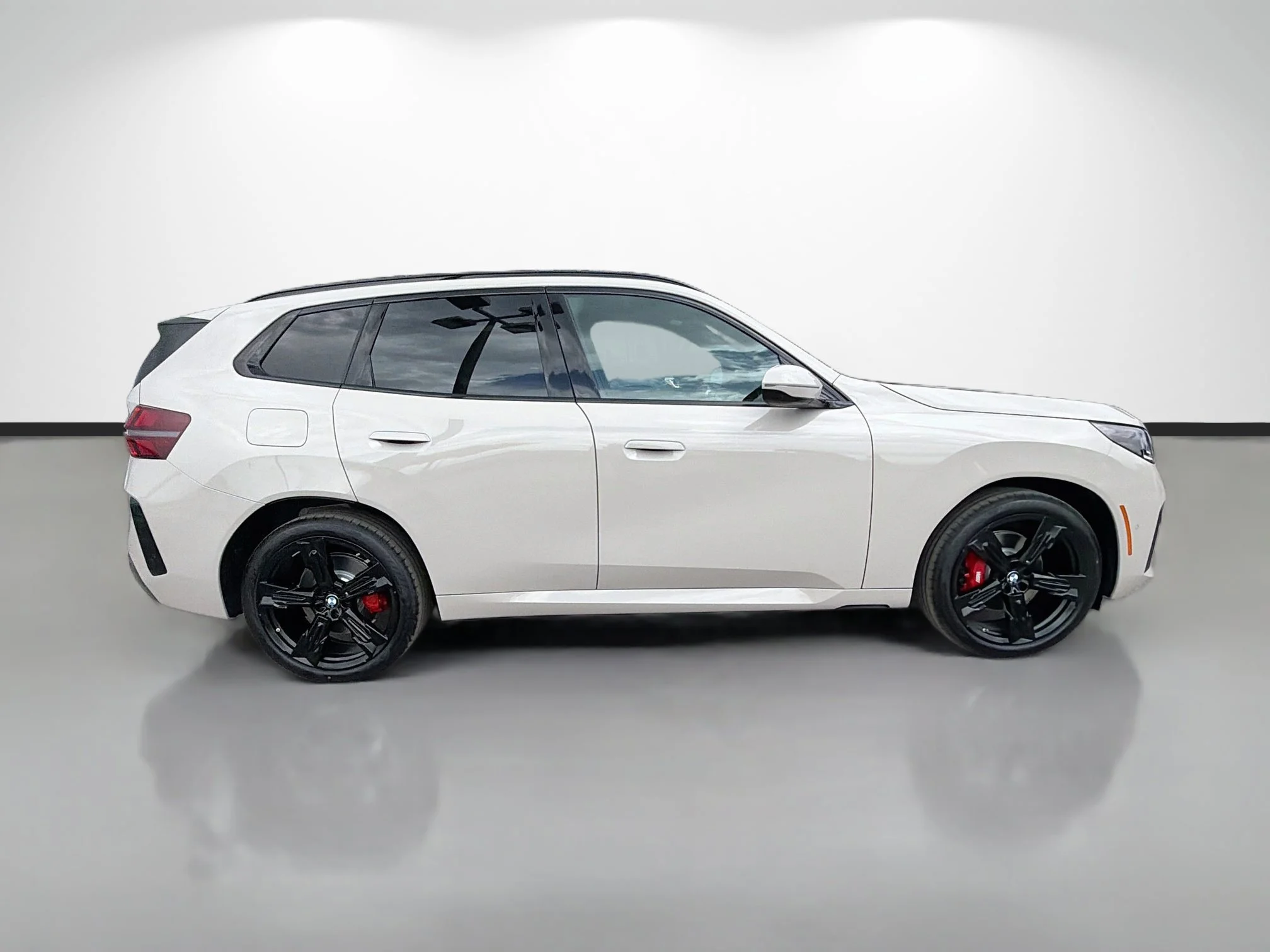 New 2026 Dune Grey Metallic BMW 30 xDrive image 2