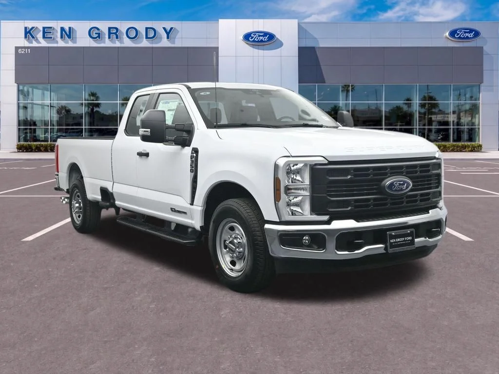 New 2026 Oxford White Ford XL image 1