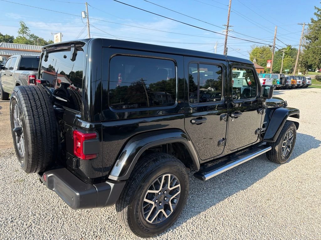 Used 2024 Black Jeep Sahara image 5