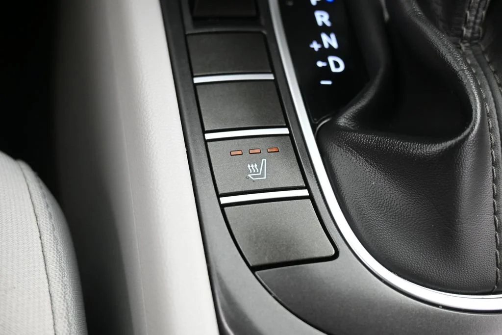 Used 2026 Abyss Black Pearl Hyundai SEL Sport image 25