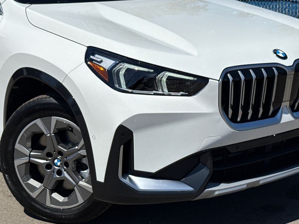 New 2027 Alpine White BMW xDrive28i image 6