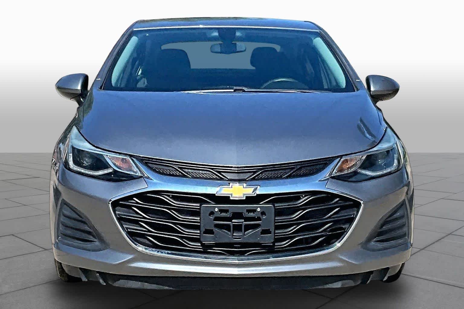 Pre-Owned 2019 Chevrolet Cruze LT