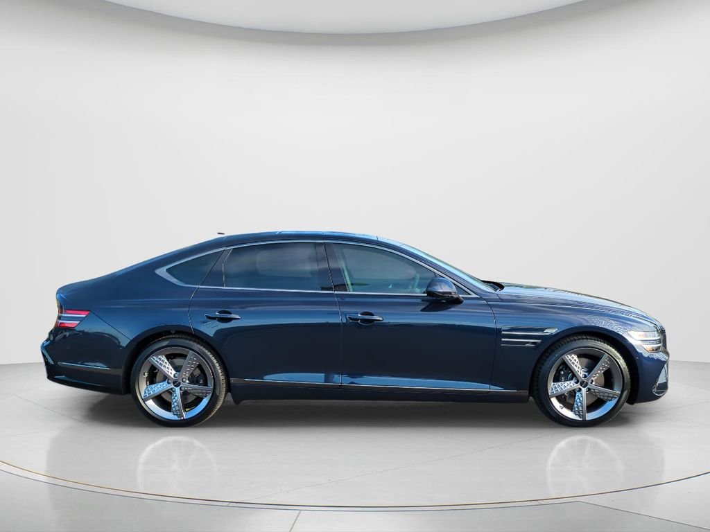 New 2026 Blue Genesis 2.5T SPORT PRESTIGE image 4