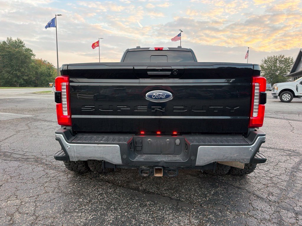 Used 2024 Black Metallic Ford Lariat image 5