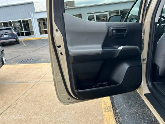 Used 2019 Quicksand Toyota SR5 image 18