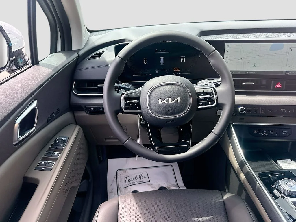New 2026 Snow White Pearl Kia EX image 22
