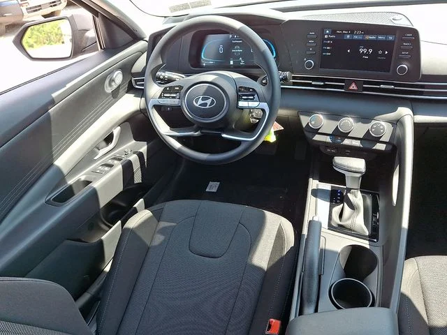 New 2026 Gray Hyundai SE image 9