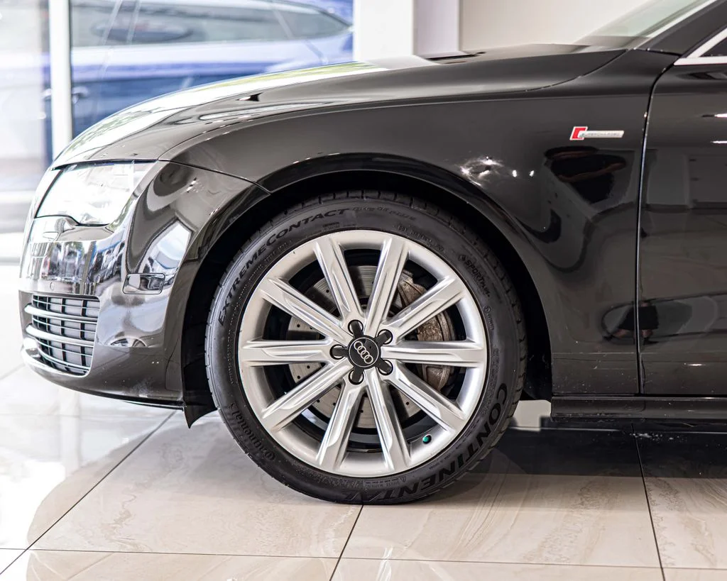 Used 2013 Black Audi  image 8