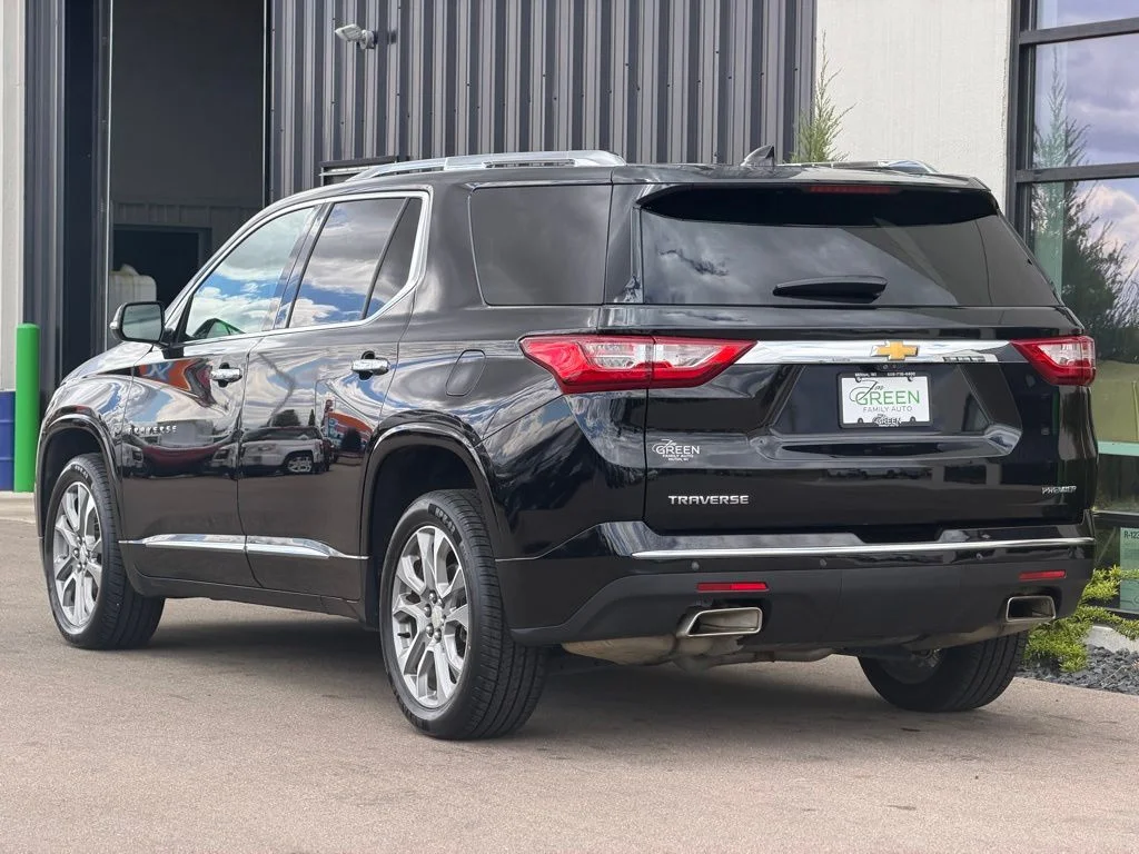 Used 2020 Black Chevrolet Premier image 3