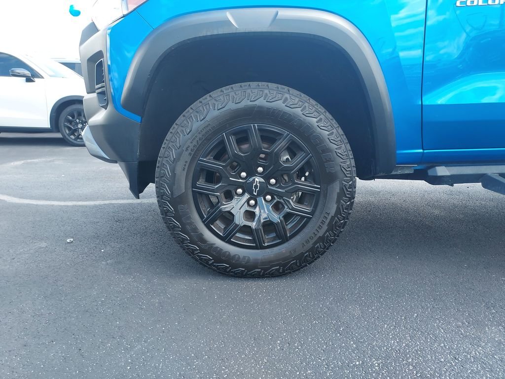 Used 2024 Blue Chevrolet Trail Boss image 10