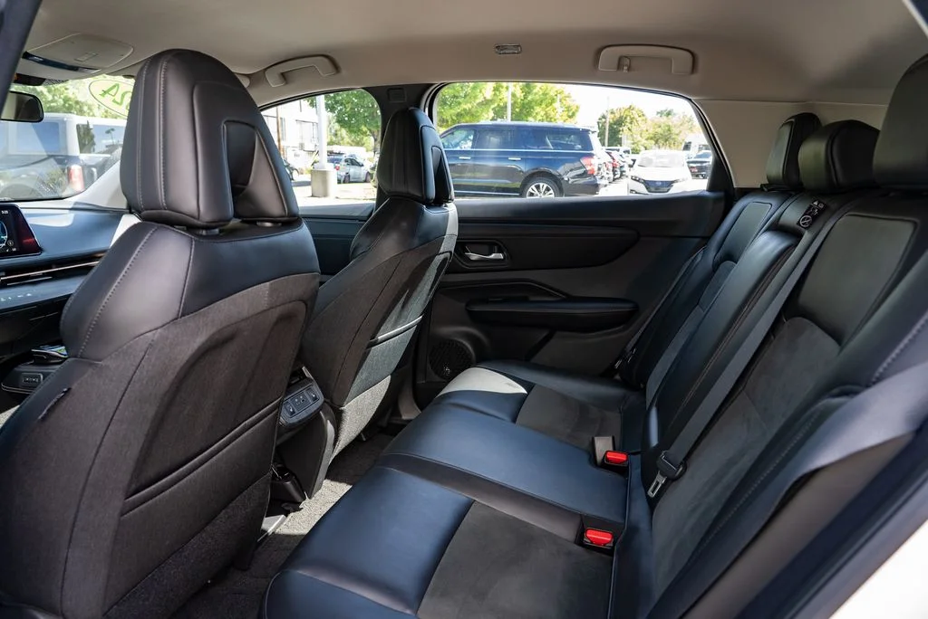 Used 2024 White Nissan ENGAGE e-4ORCE image 24