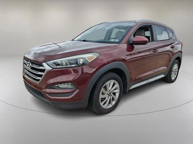 Used 2017 Red Hyundai SE image 5