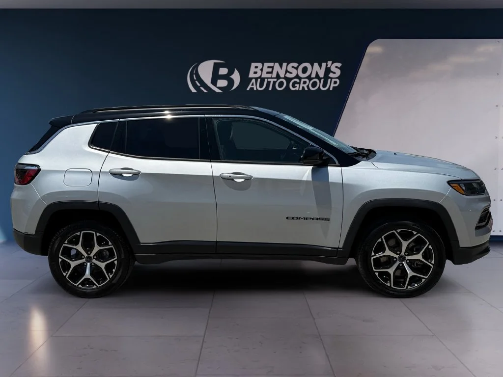 Used 2025 Silver Jeep Limited image 6