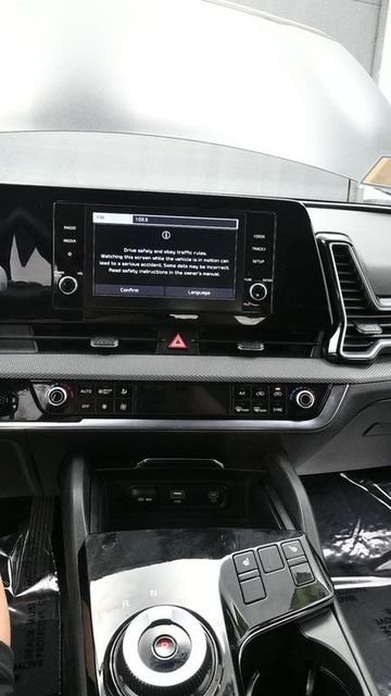 Used 2023 Black Kia LX image 21