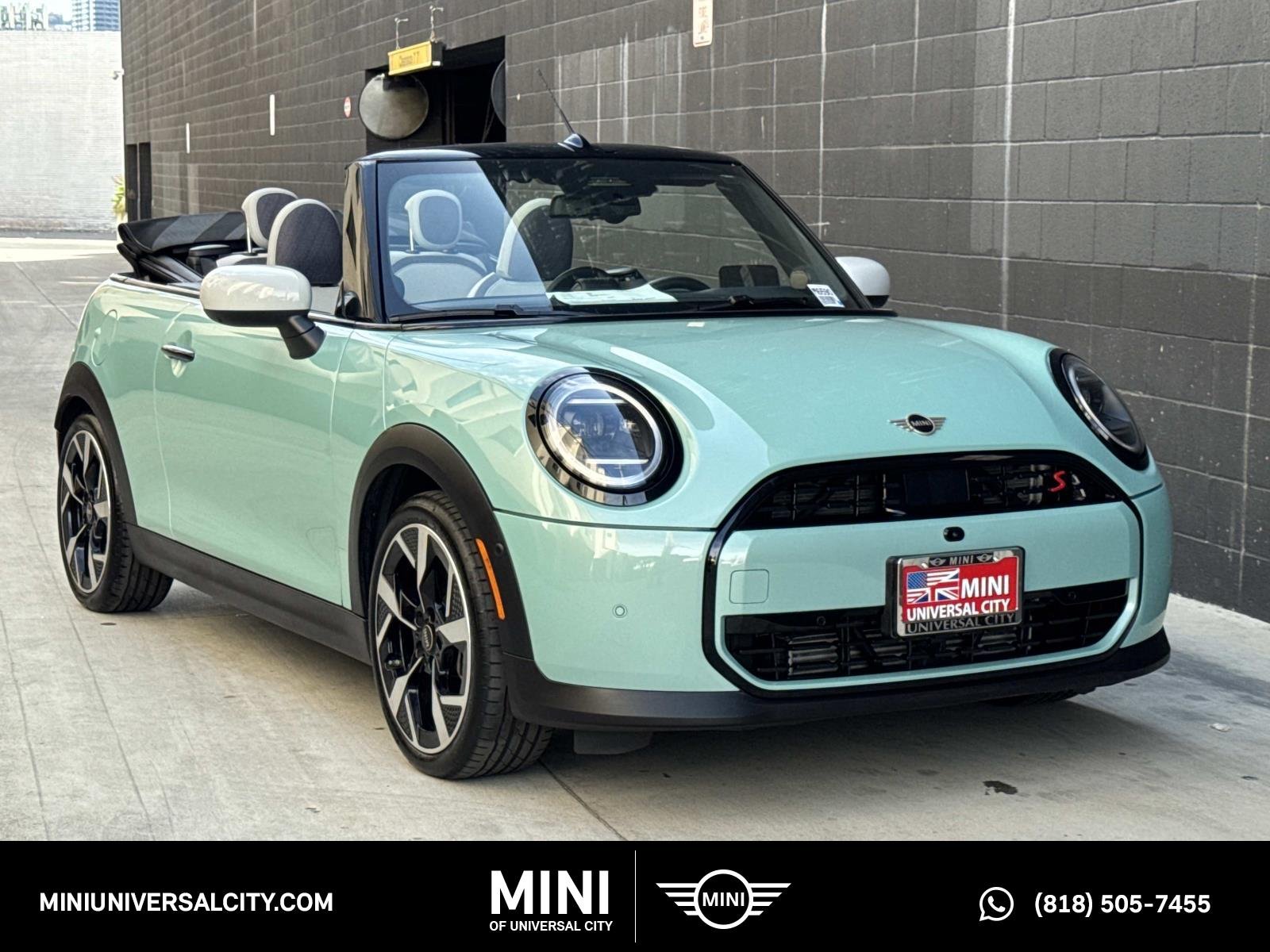 2025 MINI Convertible Cooper S's photo