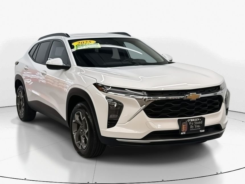2025 Chevrolet Trax LT's photo