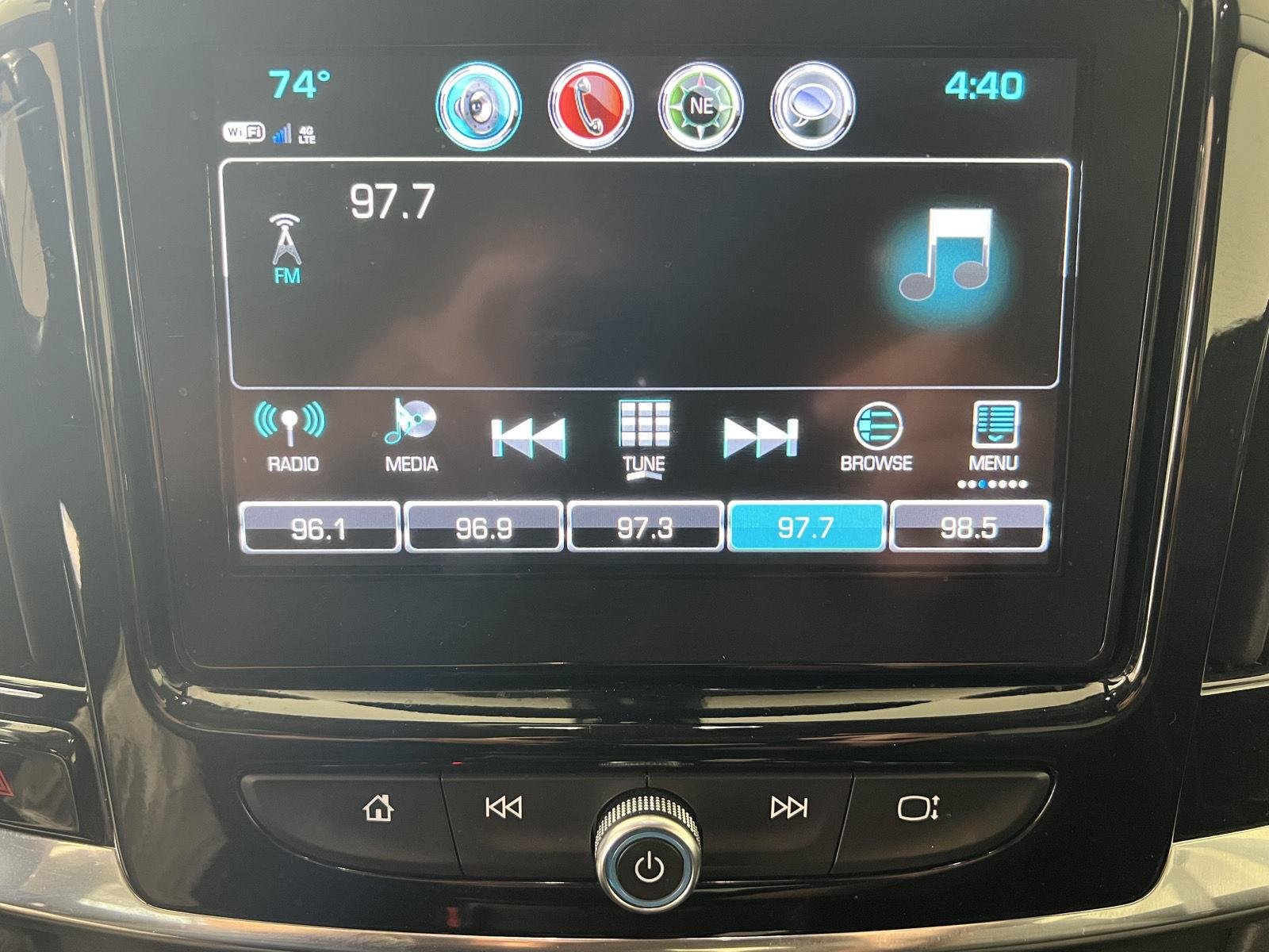 Used 2018 Mosaic Black Metallic Chevrolet LT Cloth image 14