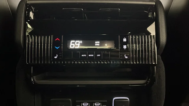 New 2026 High Gloss Black Exterior Paint Jeep Limited Altitude image 37