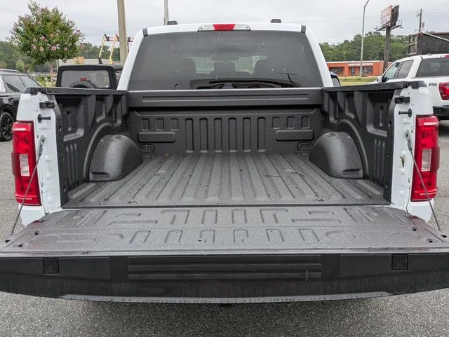 2023 Ford F-150 XLT - Photo 13