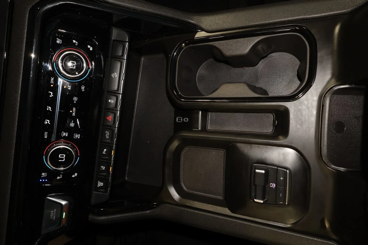 2025 GMC Sierra 2500HD AT4 - Photo 16