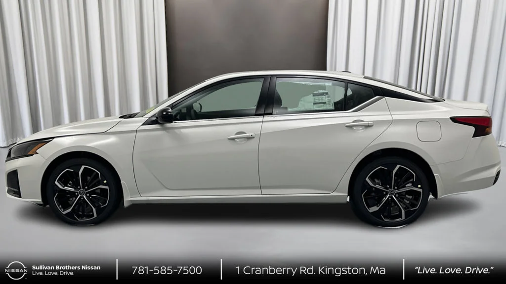New 2026 White Nissan 2.5 SR image 8