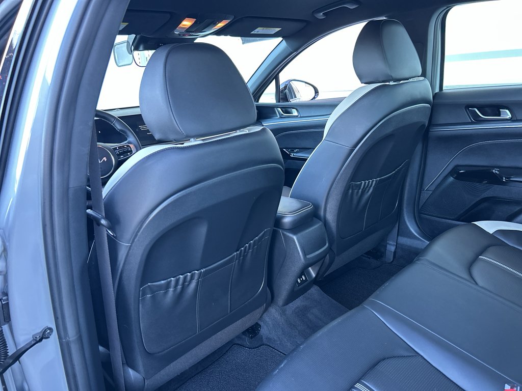 Used 2025 Wolf Gray Kia GT-Line image 13