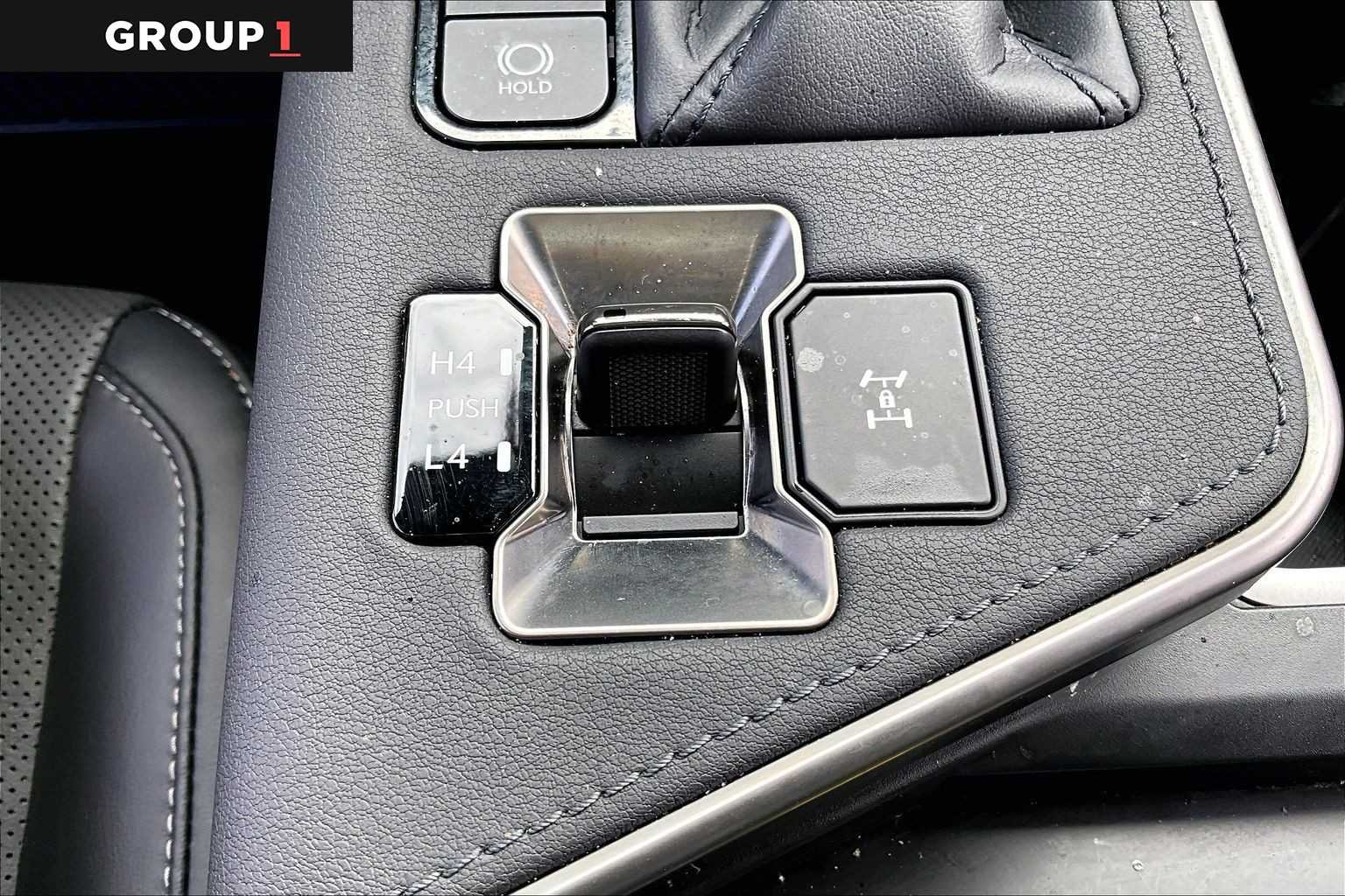 Certified Used 2025 Atomic Silver Lexus Premium+ image 33
