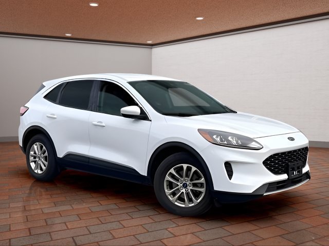 Used 2021 White Ford SE image 32