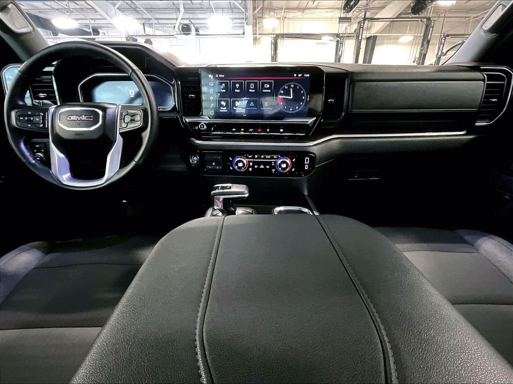 Used 2025 Black GMC Elevation image 21