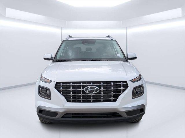 New 2026 White Hyundai SEL image 8
