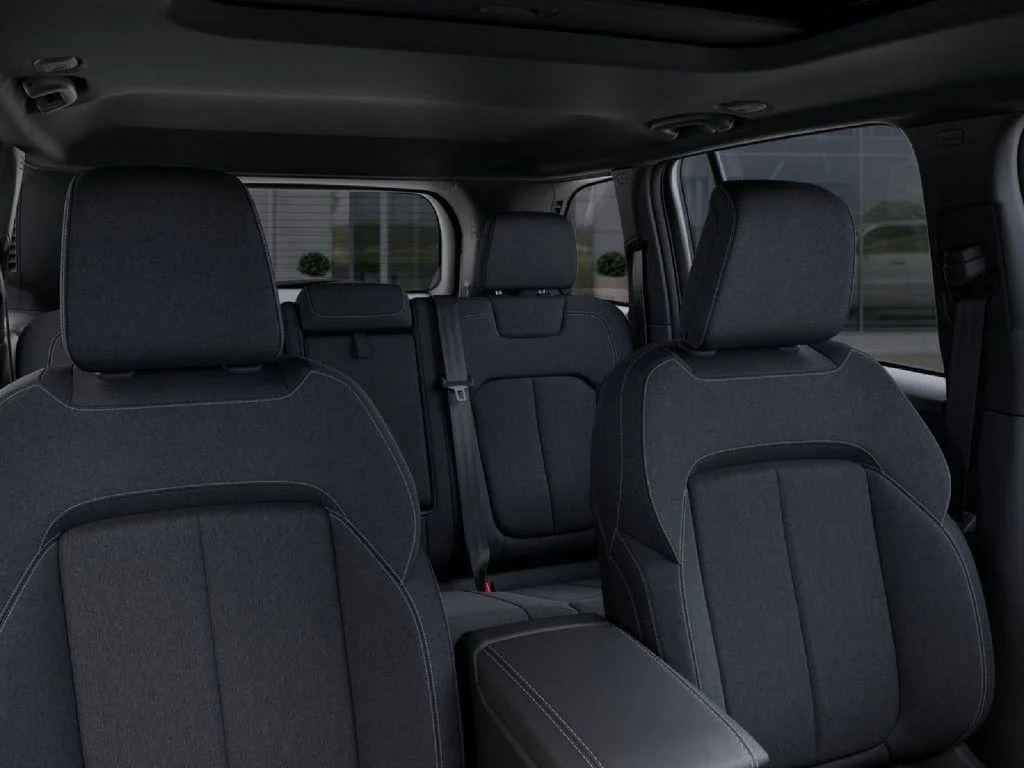 2025 Jeep Grand Cherokee Laredo - Photo 26
