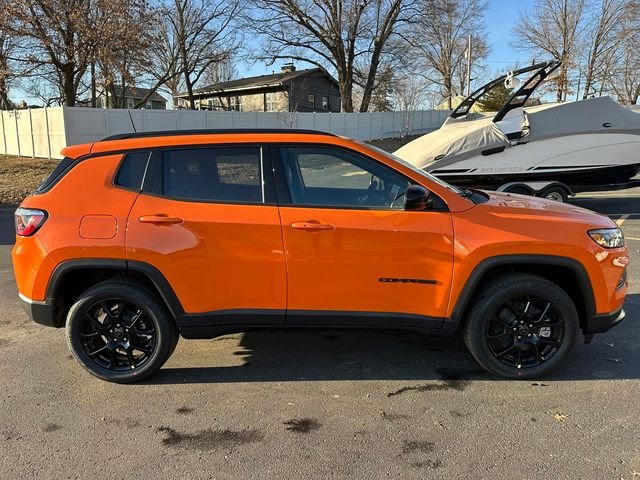 New 2026 Joose Exterior Paint Jeep Latitude image 4