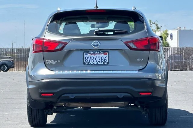 Used 2019 Gun Metallic Nissan SV image 5