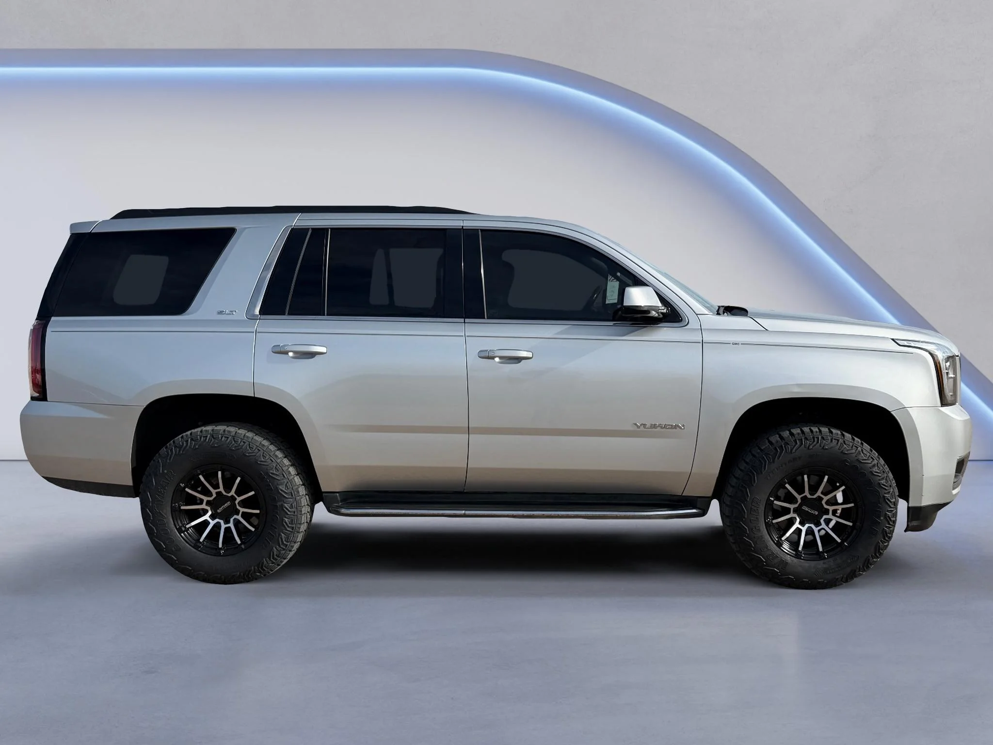 Used 2020 Quicksilver Metallic GMC SLT image 4