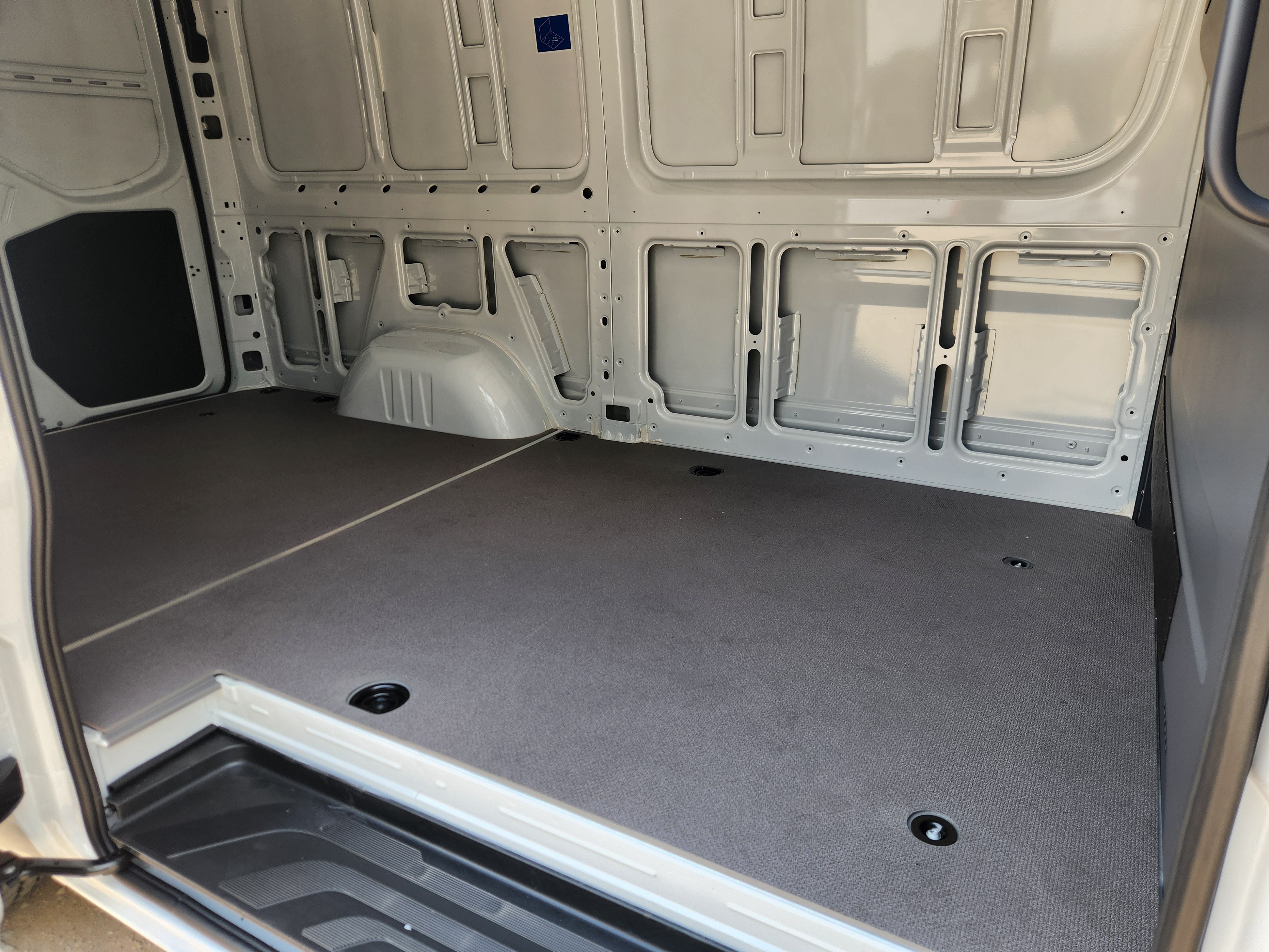 New 2026 Arctic White Mercedes-Benz Cargo 144 WB image 20