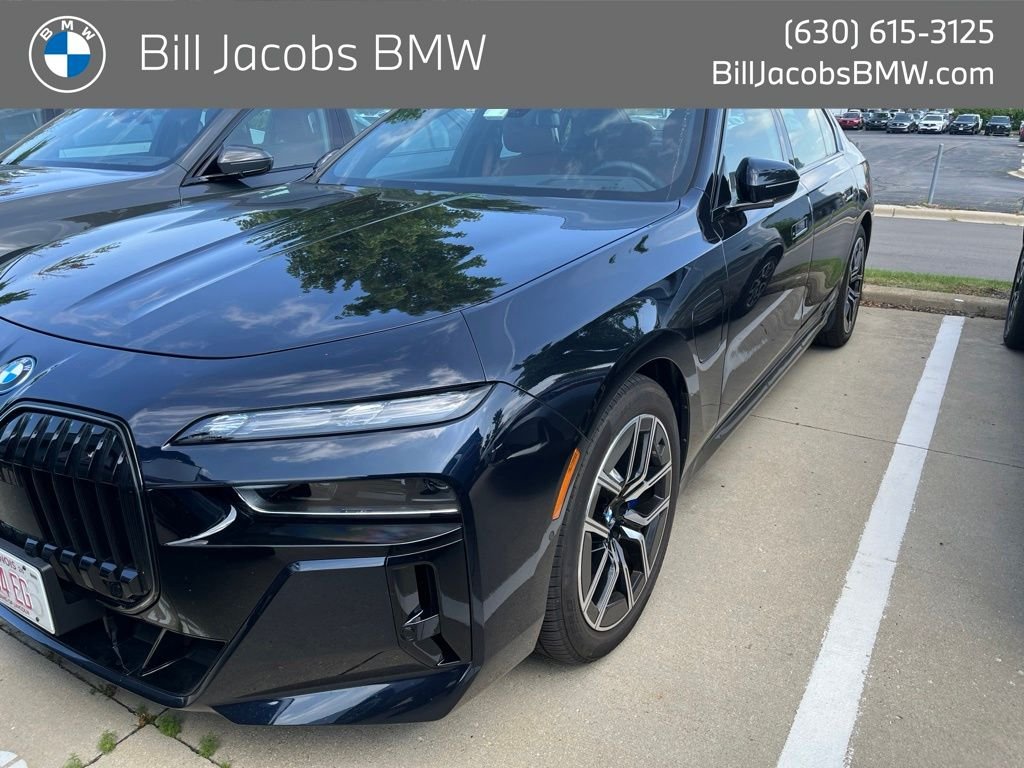 2026 BMW 7 Series 750e xDrive Sedan's photo