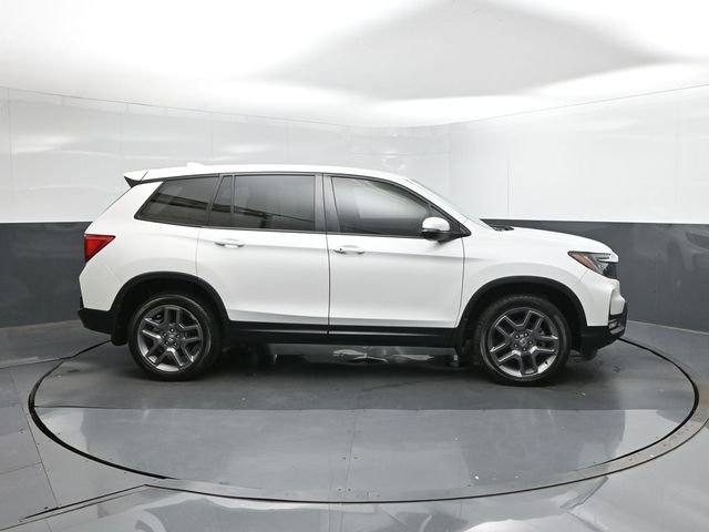 Used 2023 White Honda EX-L image 15